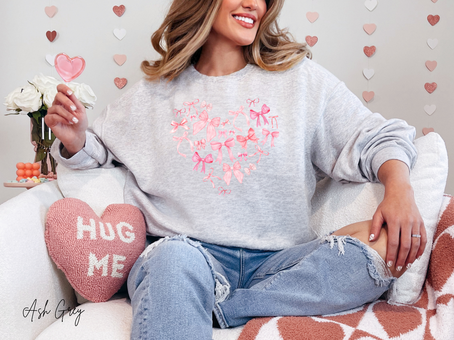 Hearty Coquette Bow Sweatshirt